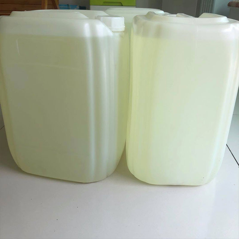 C7H5Cl3 রাসায়নিক মধ্যস্থতাকারী ফার্মা 2,4-ডিক্লোরোবেনজিল ক্লোরাইড CAS 94-99-5